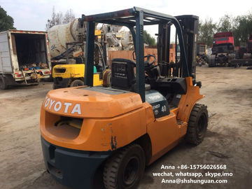 China 3 Mast Used Diesel Forklift Truck 7FD40 SGS Approved With Middle Cylinder supplier