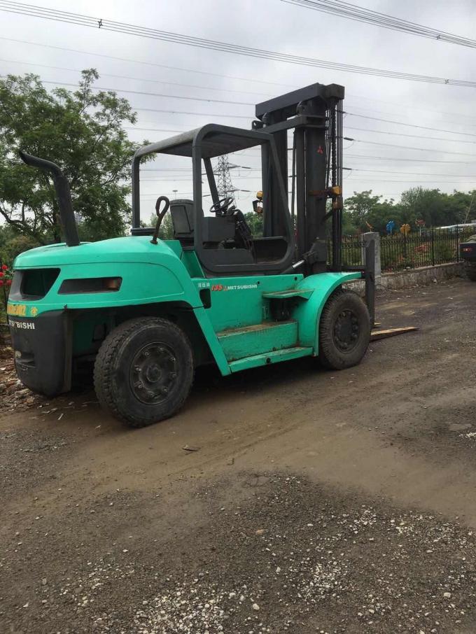 3 T Reconditioned Forklift Trucks Diesel Fuel Type 3000 Kg Rated Loading Capacity
