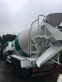 Used Small Load Concrete Trucks , Mitsubishi Mixer Truck Powerful Engine supplier